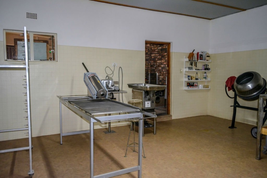 5 Bedroom Property for Sale in Klawer Western Cape